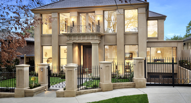 Luxury home at 10 Vista Avenue, Kew